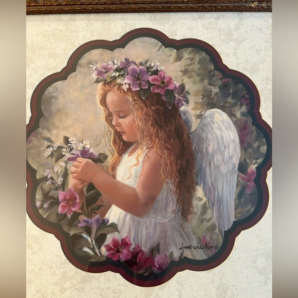 VINTAGE HOME INTERIORS & GIFTS ANGEL IN PURPLE PICTURE FRAMES LAURIE SNOW HEIN - Picture 2 of 8